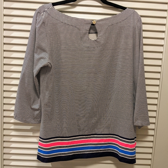 *SOLD* Lilly Pulitzer Waverly 3/4 Sleeve Top Tee - Picture 3 of 3